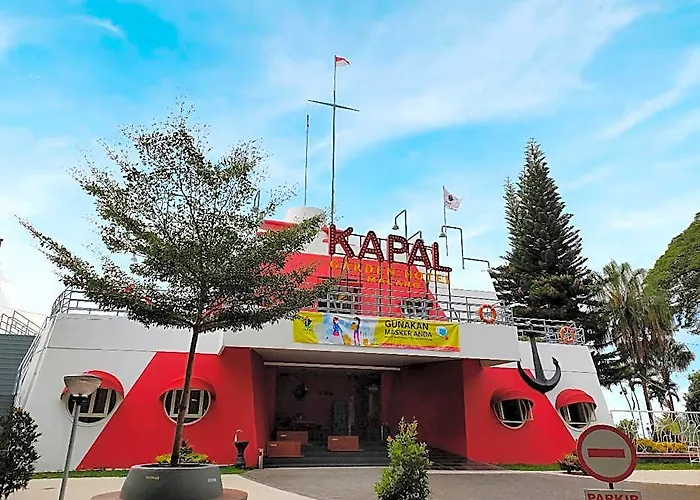 Kapal Garden Hotel By Umm Malang